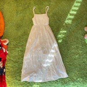 Lightly Worn Size XS Old Navy Women's Midi Sleeveless Spring Dress